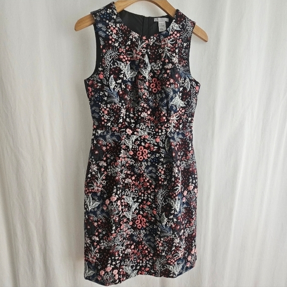 H&M Floral Embroidery Sleeveless Dress - Picture 4 of 16